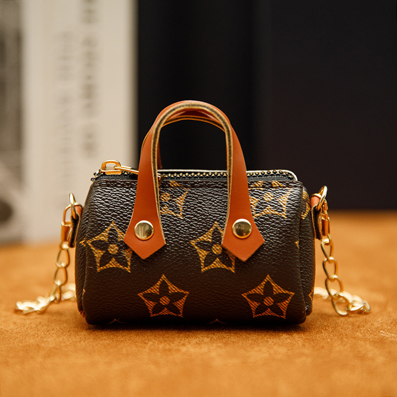 New integrated printed shoulder leisure pillow with slanted body fashionable trend coin wallet printed cartoon design for ladies to love Kawaii mini b