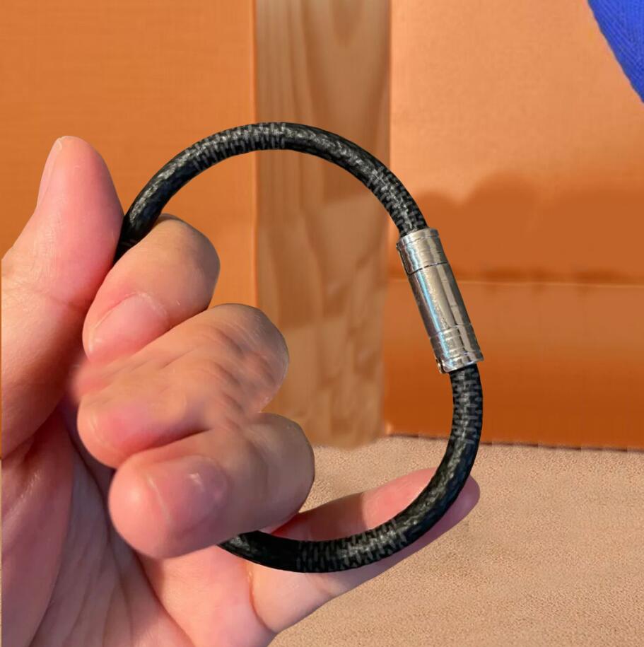 Luxury bracelet designer bracelet fashion mens bracelet black brown white simplegenuine leather ladies bracelet designer jewelry couple christmas gift go017