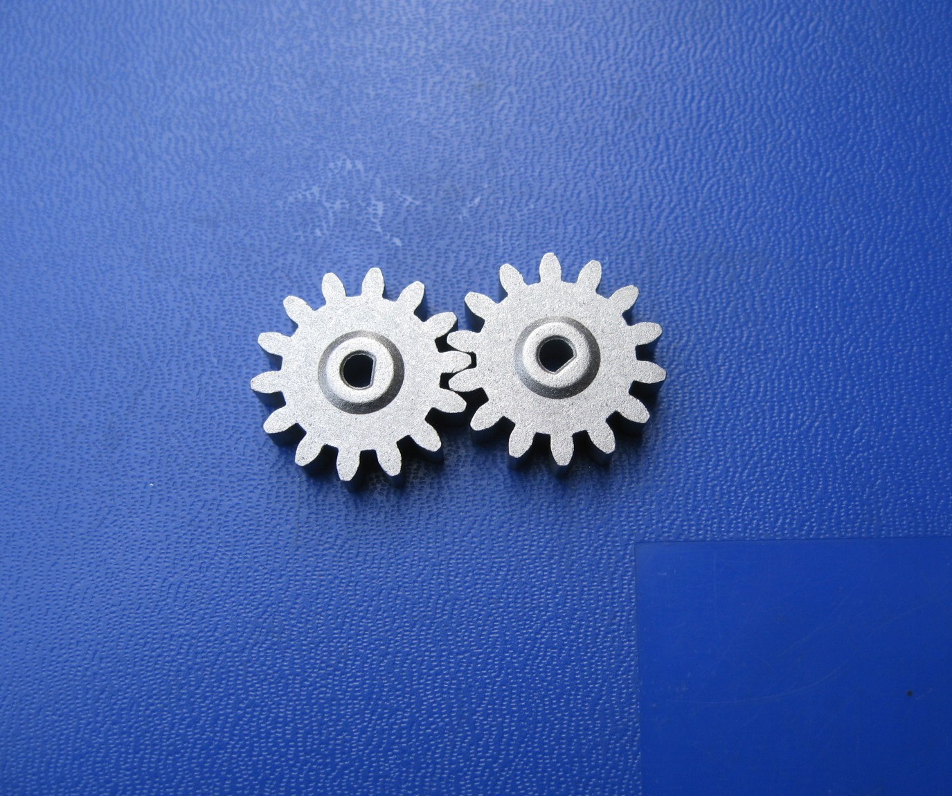 Direct Sale: Precision Gear (M1.25, T14) Made by Powder Metallurgy Process, Inner Dia 3.0mm