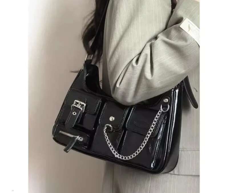 New Chain Underarm Bags Commuter Single Shoulder Crossbody Pocket Fashion Tote Bag Women