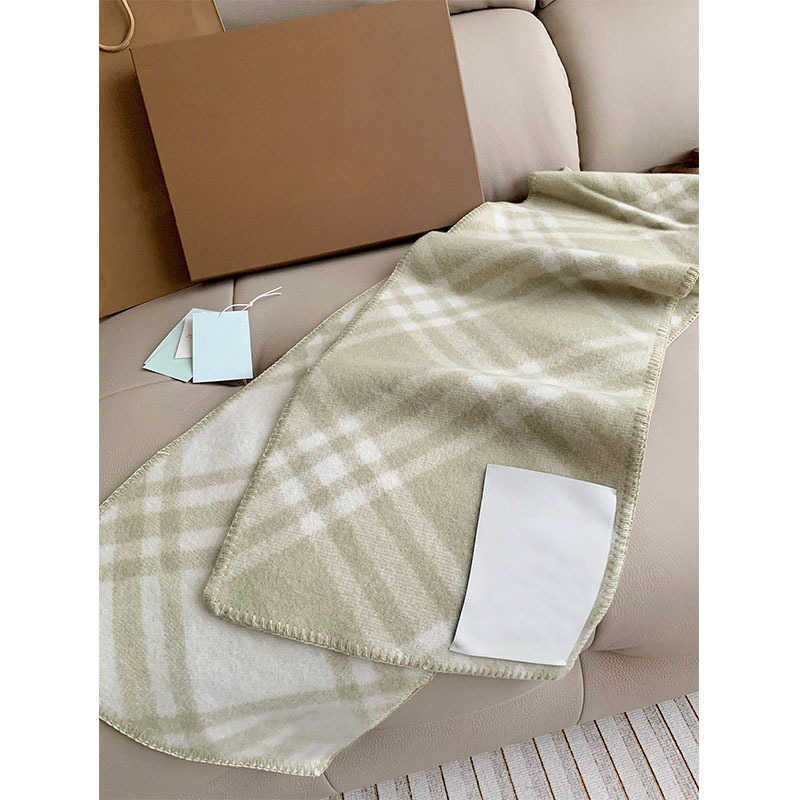 Scarf High version of hooded woolen scarf women's plaid cape cape fashion all autumn and winter warm men and women pass extrapolation H241204