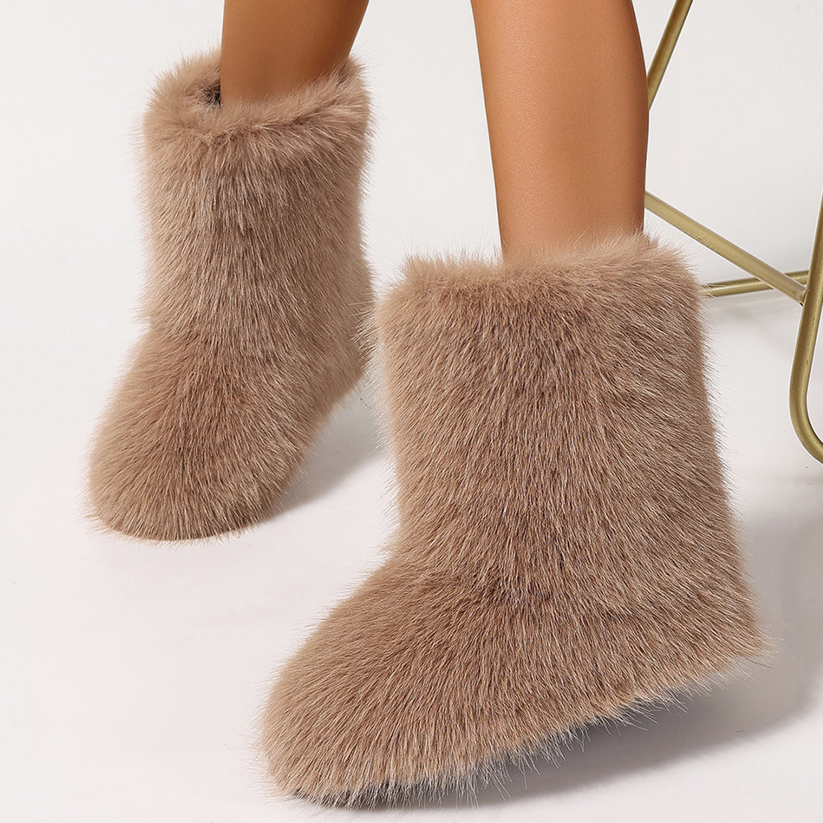 2024 new European and American cross-border spice girl hairy women's winter warm fashion mid-calf large size platform snow boots