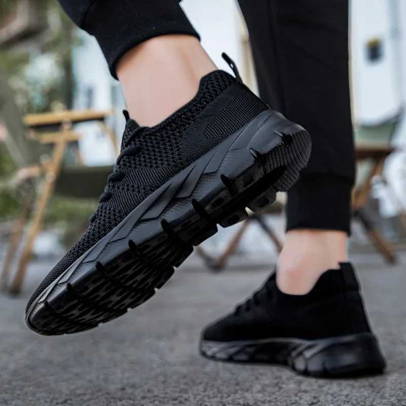 Fujeak lightweight casual mens shoes anti slip comfortable breathable sports shoes outdoor running shoesC250425
