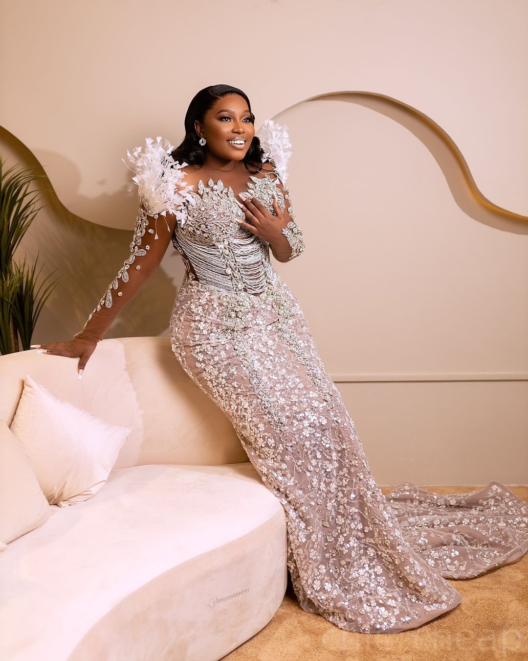2025 Arabic Aso Ebi Plus Size Illusion Ivory Mermaid Wedding Dresses Floral Lace Rhinestones Feather Full Sleeves Bridal Gowns Dress For Bride