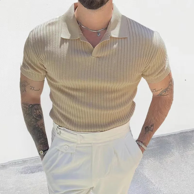 summer fashion knitted striped solid color short sleeved mens polo shirt casual retro collar T-shirt mens top 241203