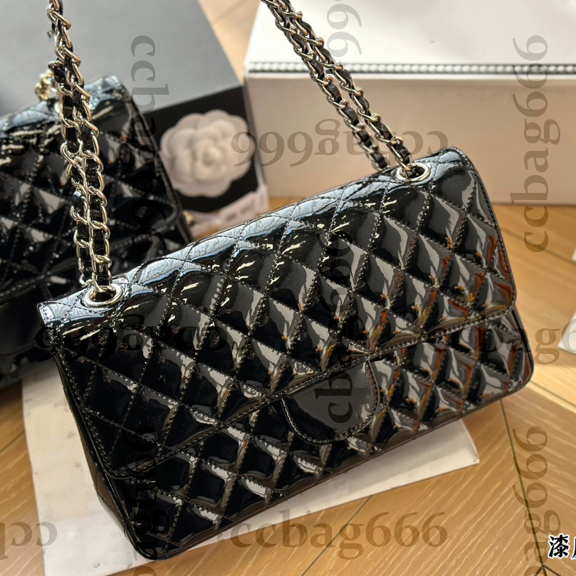 Womens Shiny Patent Leather CF Shoulder Bag Gold/Silver Metal Hardware Chain Crossbody Bags Luxury Designer Classic Double Flap Quilted Purse Handbags 25CM 3Colors