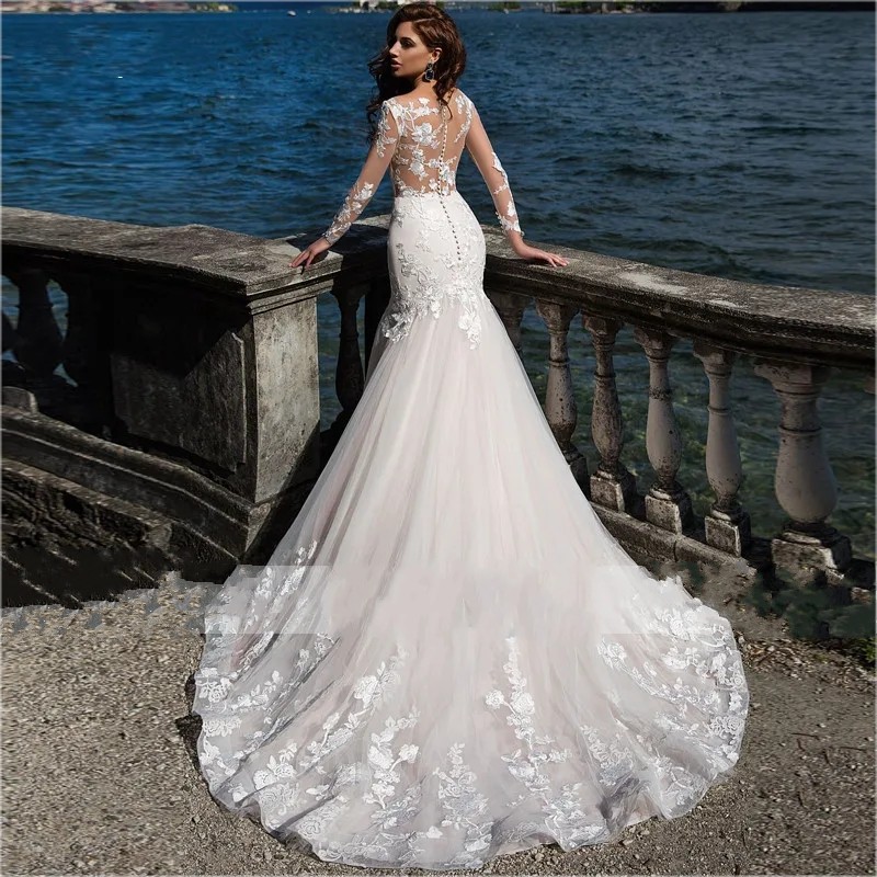 Lace Charming Wedding Dresses Mermaid Sheer Neck Long Sleeves Buttons Back Tulle Bridal Gowns Vestidos De Noiva