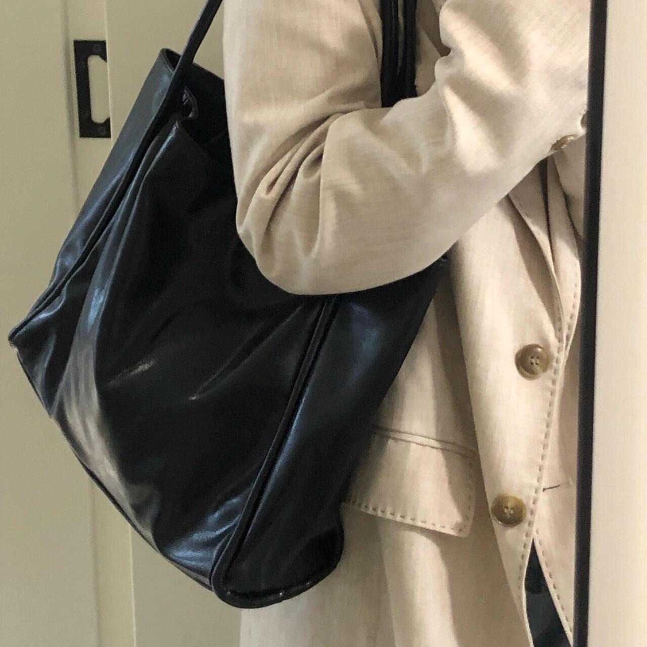 Bag for Women 2024 New Soft Leather Large Capacity Tote Bag, Handheld Niche Design, Single Shoulder Armpit Class Commuting Bag 241204