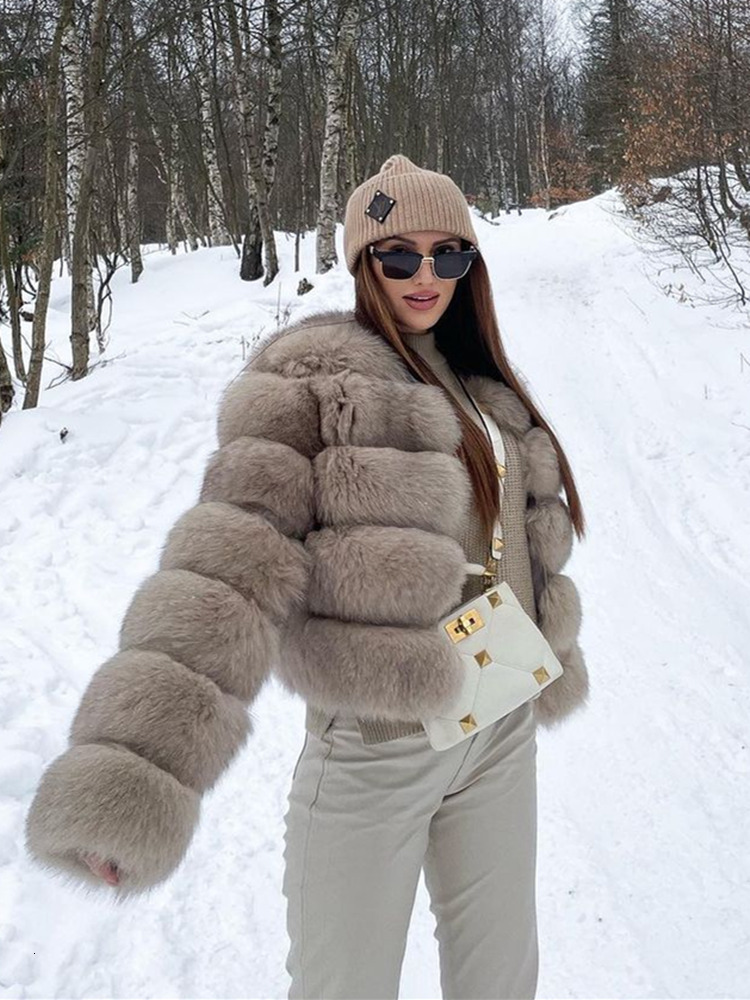 Faux Fur Short Coat Women Elegant O-Neck Long Sleeve Artificial Fox Fluffy Lady Furs Jacket 2024 Winter Fashion Female Outwears