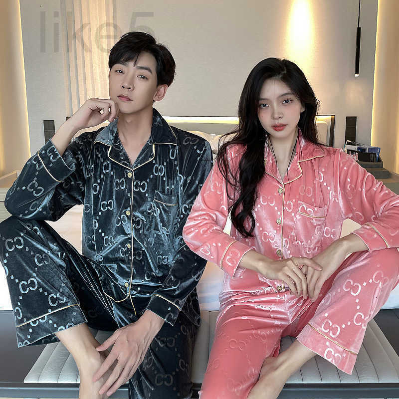 Women's Sleepwear Designer sleepwear women Autumn and winter open gold velvet couple pajamas high-end sense men thick home clothes set