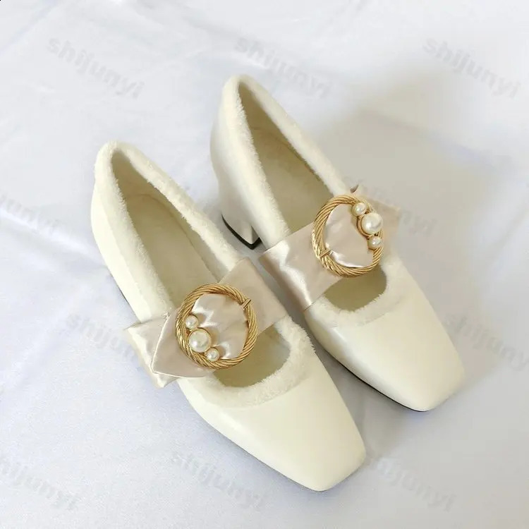 Fashion Buckle Bead Square Toe Mary Jane Shoes for Women Plush High Heels Shoes 2025 Winter Cotton Shoes Woman Chunky Pump 241204