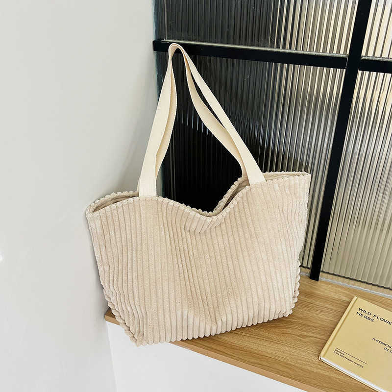 Simple and Casual Japanese Korean Tote Bag for Autumn Winter, New Large with Capacity, Single Shoulder, Hand-held, Vertical Stripe Velvet Cloth 241204