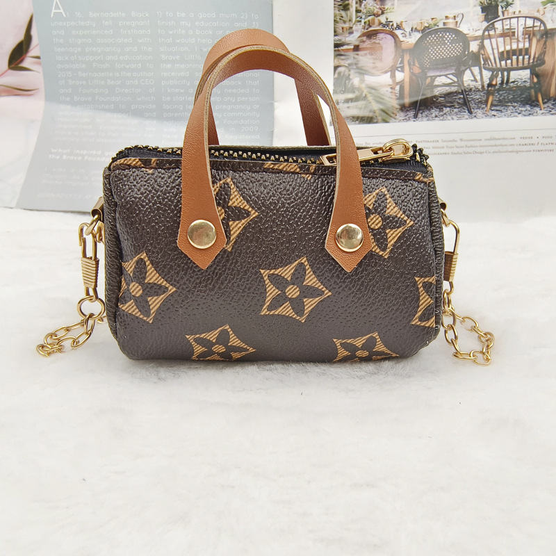 New integrated printed shoulder leisure pillow with slanted body fashionable trend coin wallet printed cartoon design for ladies to love Kawaii mini b