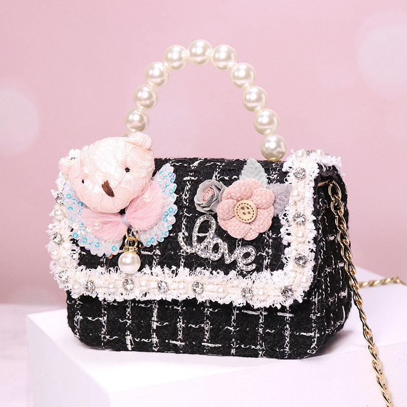 2025NEW New Korean fashion pearl designer handbag cute bear personalized princess crossbody bag Bag trendy handbag