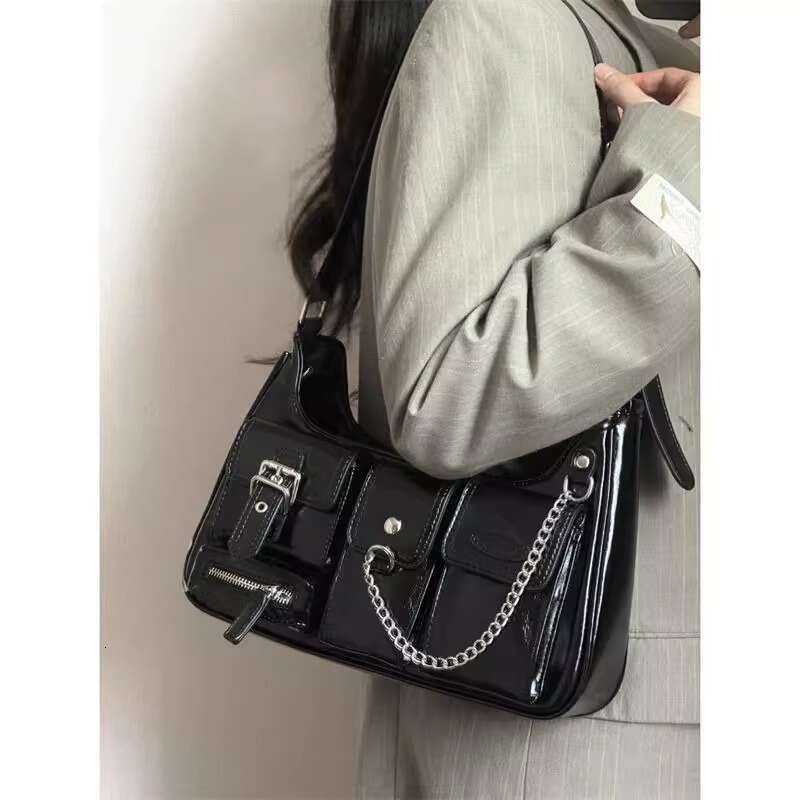 New Chain Underarm Bags Commuter Single Shoulder Crossbody Pocket Fashion Tote Bag Women