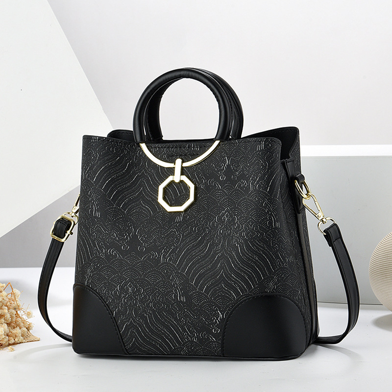 Printed handbag, high-end, large capacity, fashionable and versatile women's simple texture, bucket bag, one shoulder crossbody small bag