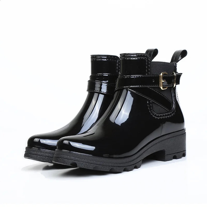 Women Pvc Rain Boots Ankle Waterproof Shoes Water Shoes Female Botas Rubber Short Rainboots winter boots 241204