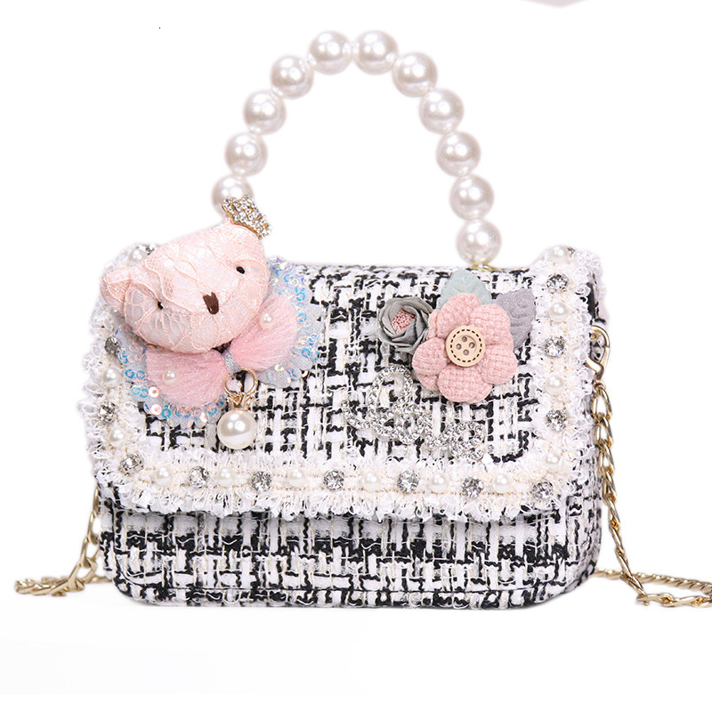 2025NEW New Korean fashion pearl designer handbag cute bear personalized princess crossbody bag Bag trendy handbag