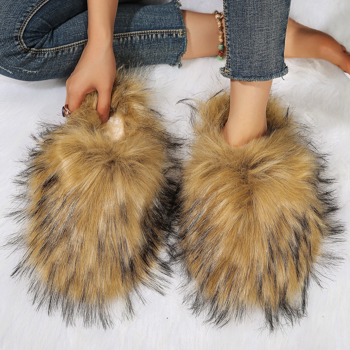 2025 NEW Winter Slippers Women Furry Faux Slides Warm Plush Cotton Slipper Fashion Fuzzy Flip ps Fluffy Fur Shoes Woman 230826 hurenlakeshoes