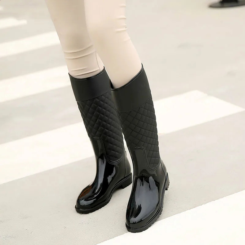 Women Rain Boots Lady Rain Water Shoes Ourdoor Rainboots Italianate Pvc Rubber Rainboots Lady Waterproof Shoes 241204