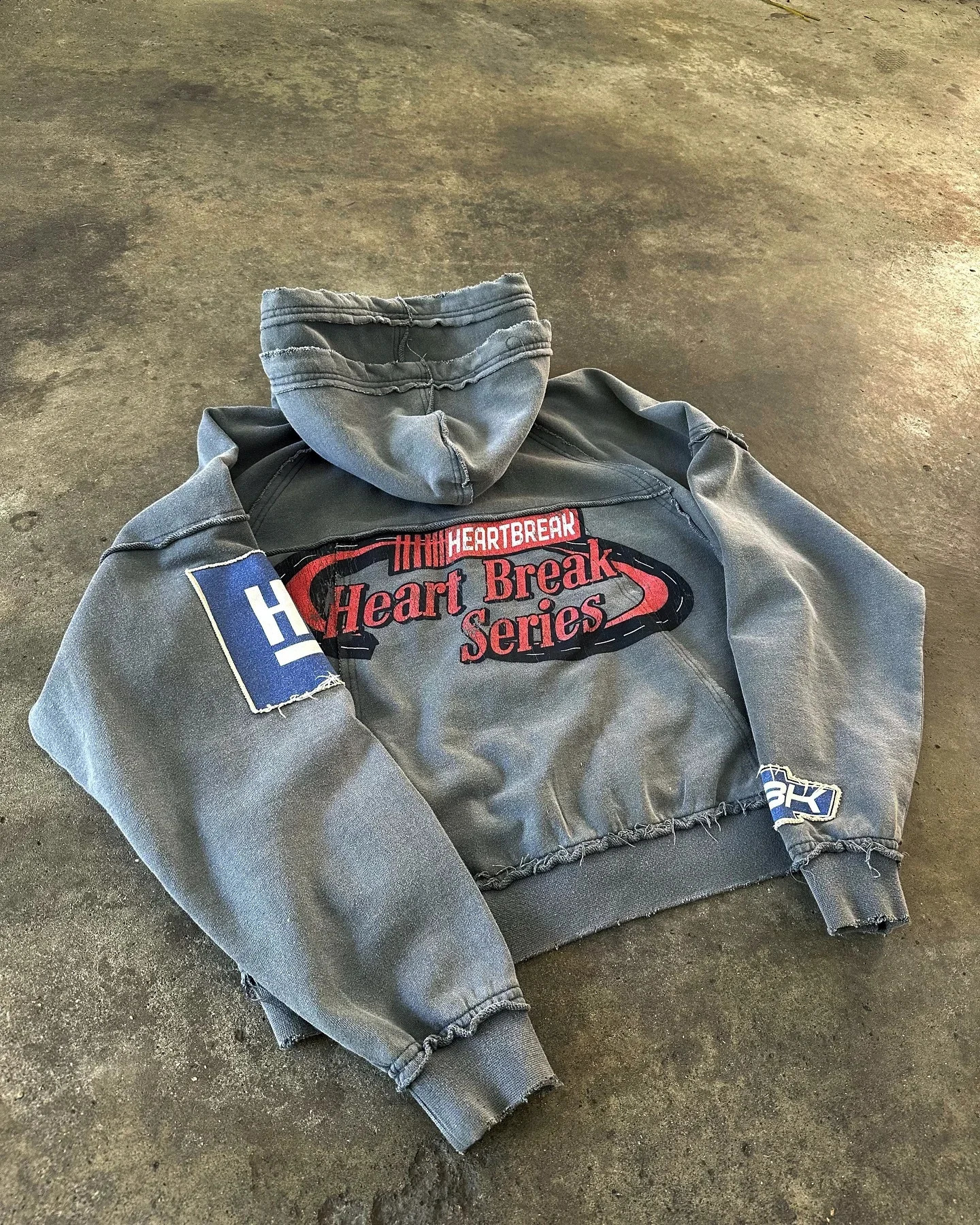 Y2K mens jacket fashion street unique patch personalized hooded jacket punk hip-hop retro Harajuku loose zipper hooded sweatshirt 241203