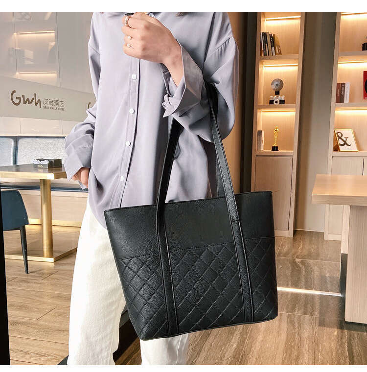 New Korean Version Of Large-Capacity Women's Student Shoulder Tote Bag Versatile Simple