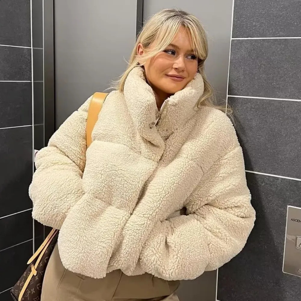 PB ZA 2023 Autumn and Winter Womens Lamb Wool Short Cotton Coat Standing Collar Thickened Warm Bread 241203