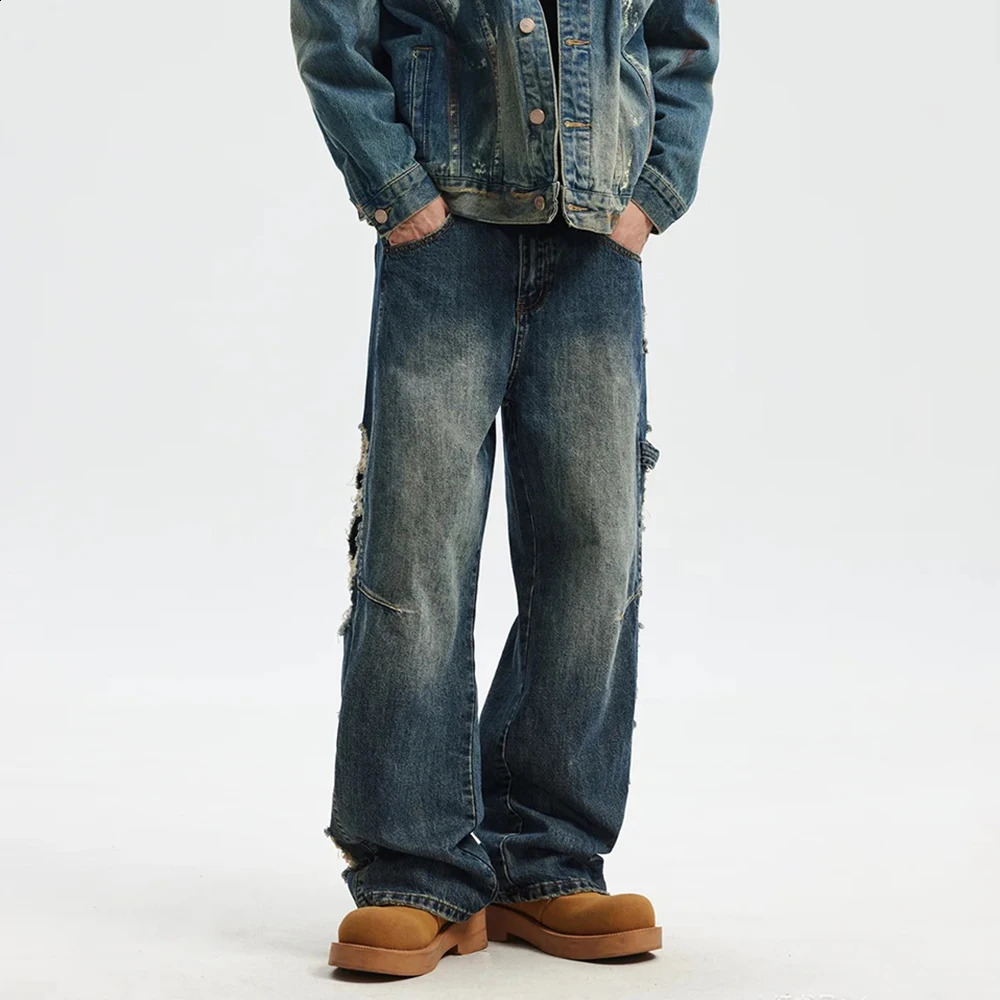 Double hole tear casual boots mens and womens streetwear washing blue jeans pants Distressed casual jeans Trouser oversized 241203