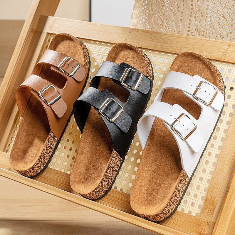 free shipping designer shoes 2024 Summer Slippers for men woman Outdoor Beach Shoes vintage Light Sandals Slides white black brown mens womans