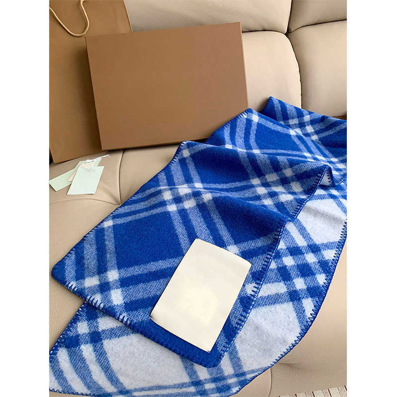 Scarf High version of hooded woolen scarf women's plaid cape cape fashion all autumn and winter warm men and women pass extrapolation H241204