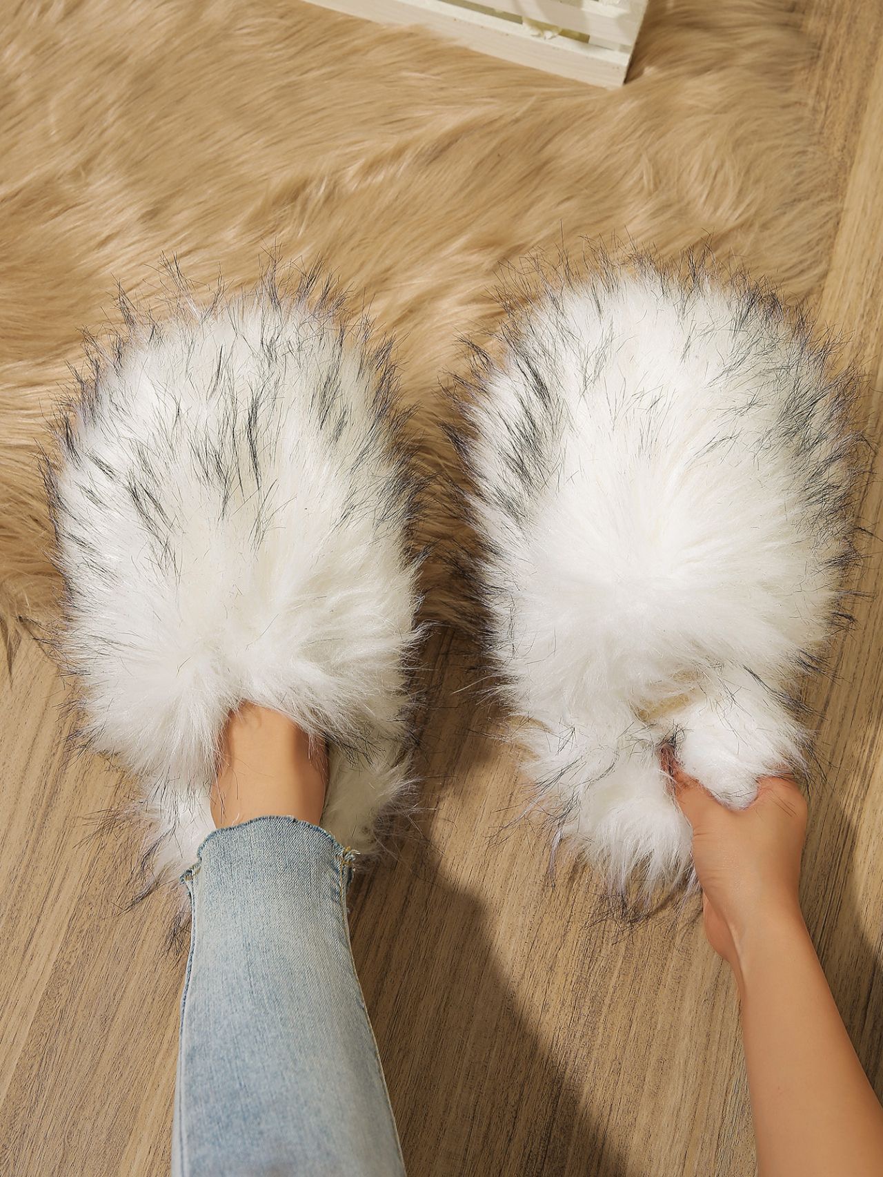 2025 NEW Winter Slippers Women Furry Faux Slides Warm Plush Cotton Slipper Fashion Fuzzy Flip ps Fluffy Fur Shoes Woman 230826 hurenlakeshoes