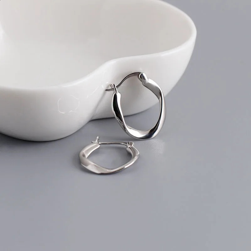 WANTME 925 Sterling Silver Simple Twist French Statement Hoop Earrings for Women Plated 18k Gold Classic Party Jewelry 241203