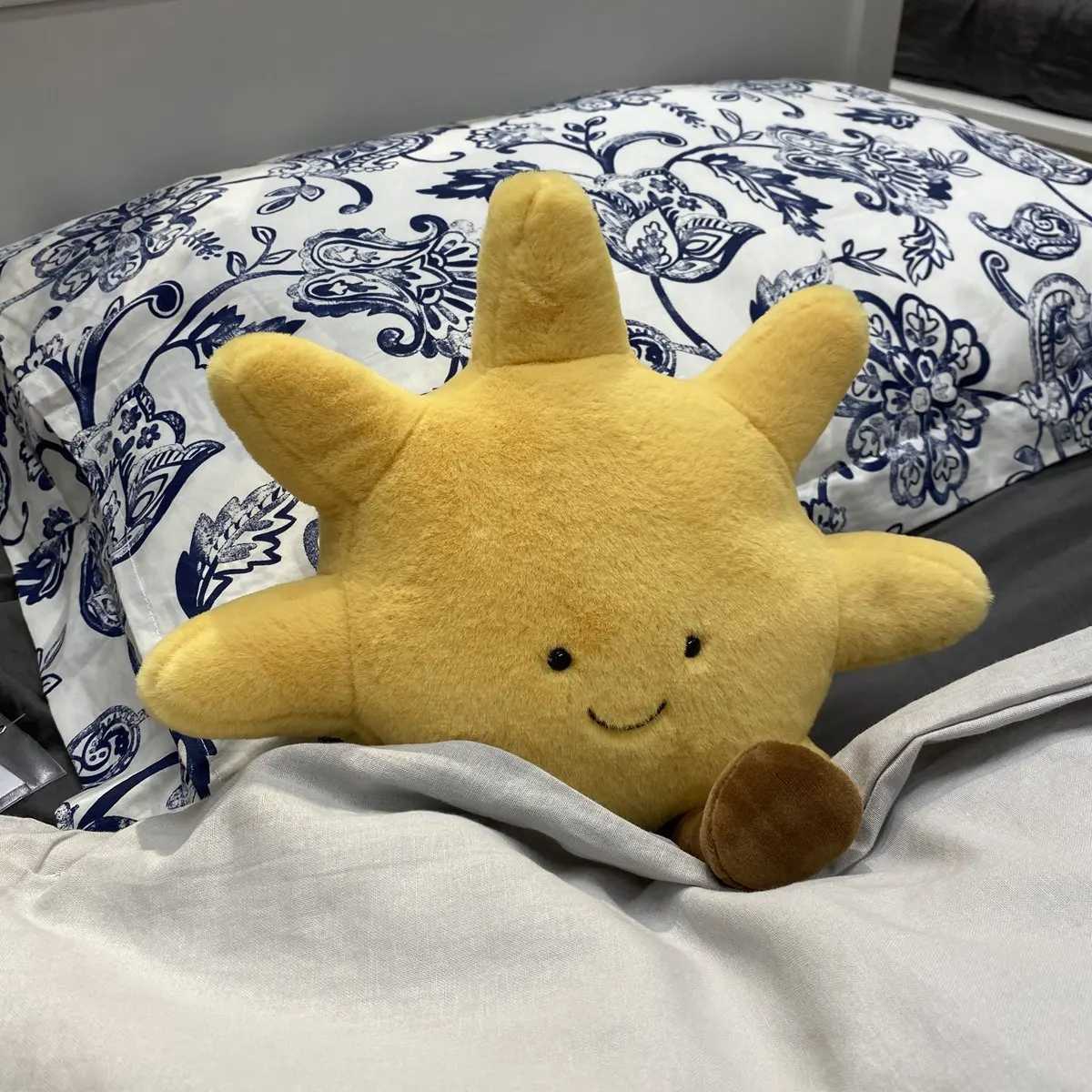 Able Smile Face White Moon Yellow Sun Plushie Stuffed Cute Weather Plush Toy for Kid Bedroom Decor Sofa Throw PillowXJ241204