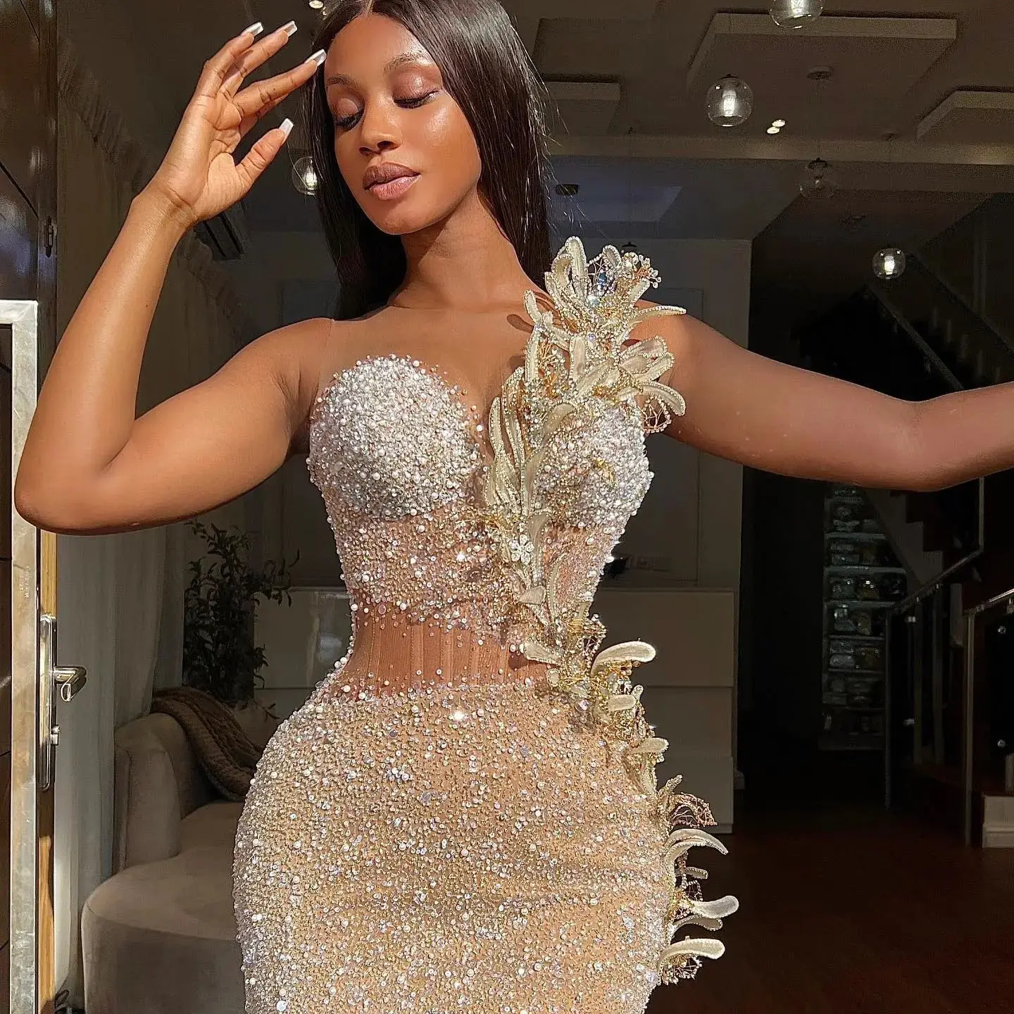 2025 Gold Prom Dress Evening Dresses Sheath Sequined Lace Rhinestones Promdress Sexy Illusion Flora Birthday Dress Abendkleider Second Reception Gown 