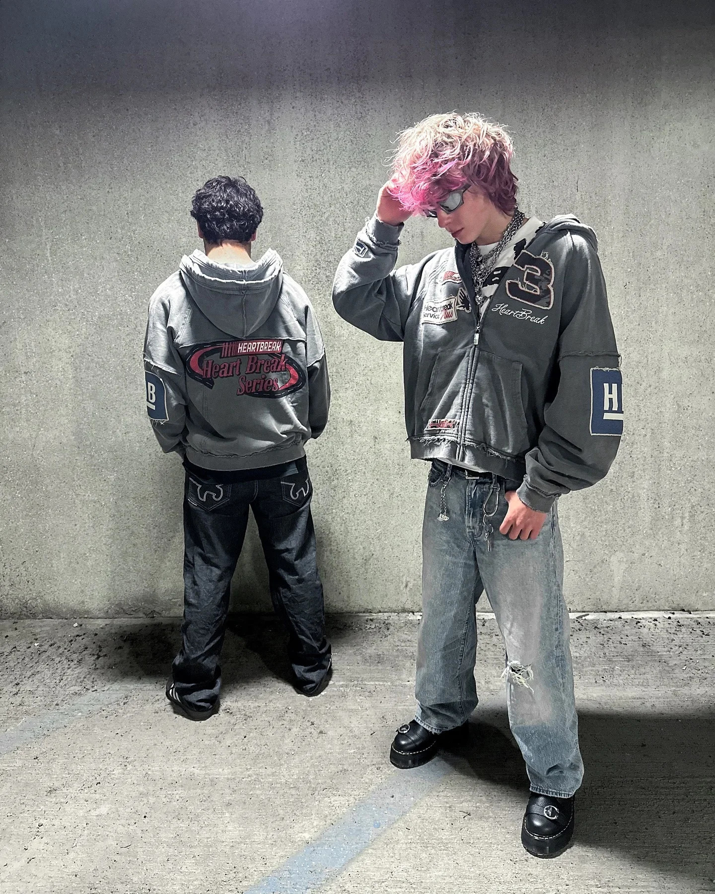 Y2K mens jacket fashion street unique patch personalized hooded jacket punk hip-hop retro Harajuku loose zipper hooded sweatshirt 241203