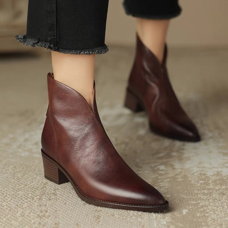 2024 New Autumn Genuine Leather Women Pointed Toe Ankle Modern Ladies Shoes New Western Boots
