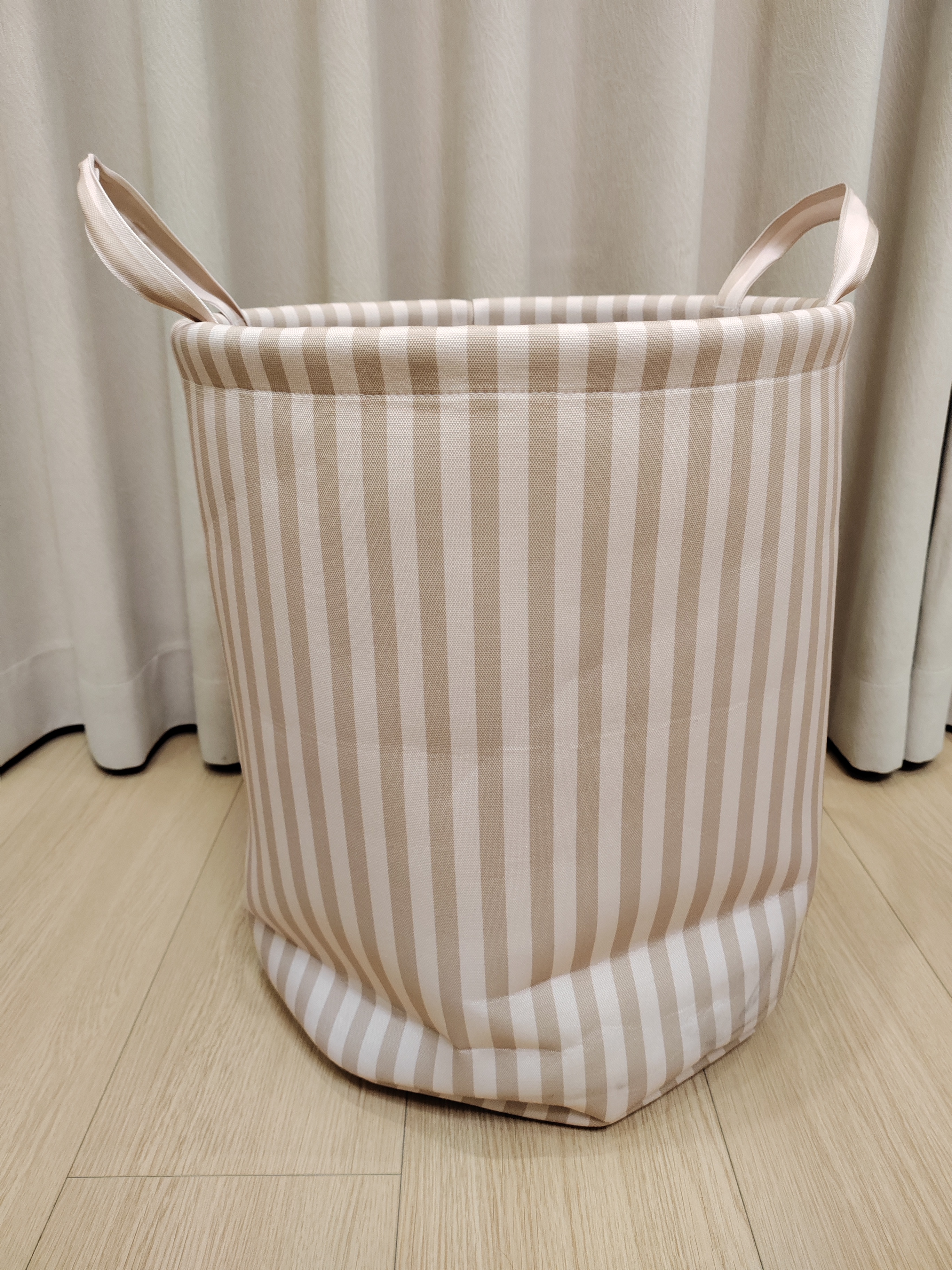 Striped Foldable Dustproof Clothes Basket Efficient dust-proof folding dirty clothes storage basket