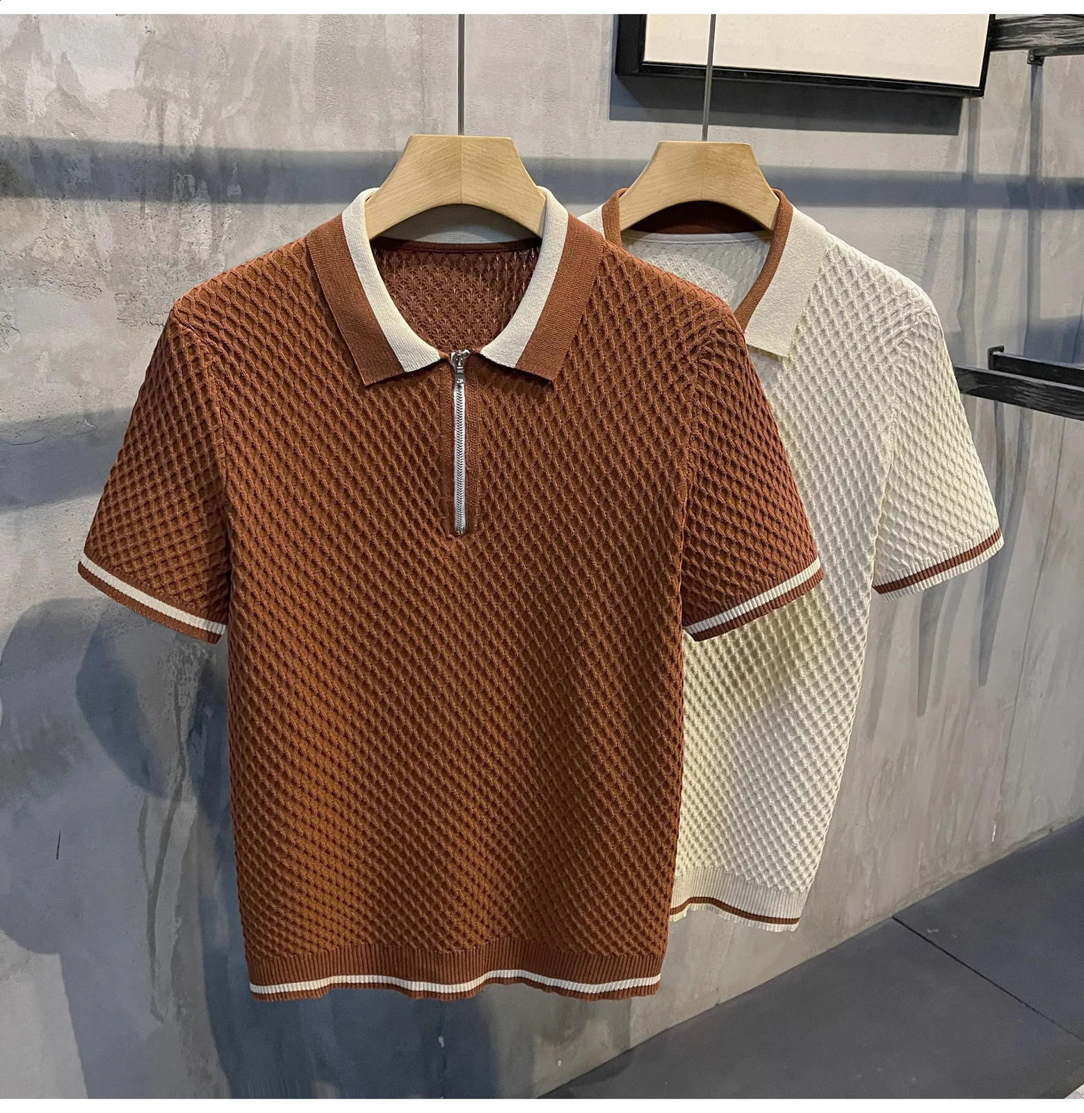 Mens casual V-neck knitted jacquard polo shirt solid color short sleeved solid color shirt breathable clothing B24 241203