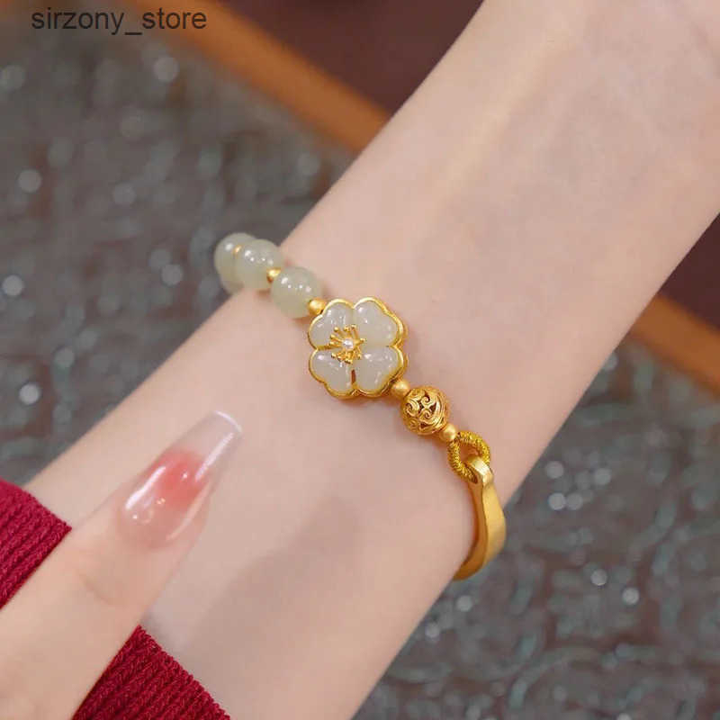 Bangle Natural Hotan Jade Lotus Pendant Amber South Retro Energy Jewelry Female Gift Hotan Jade Bracelet Antique Bracelet J241205