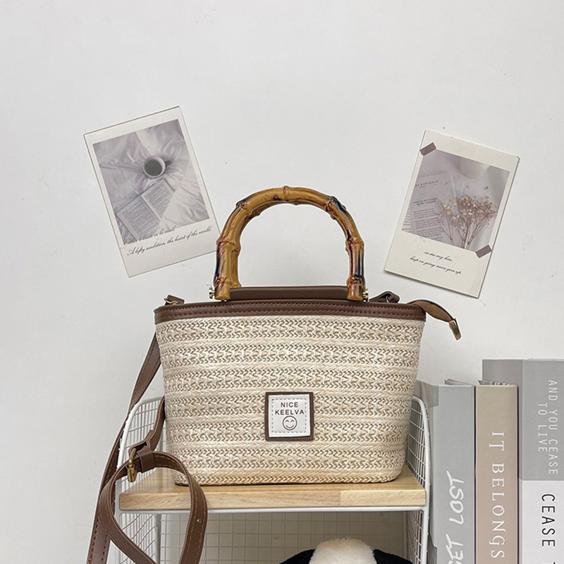 New Fashion Straw Shoulder Bag with leisure High Quality Bamboo Handle Fashion Designer trend s Handheld Small Square Bag Online Red Envelope