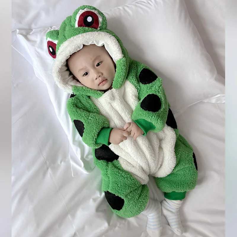 Pajamas Baby Frog Onesies Green Cute Pajamas Bebe Boy Girl Winter Romper Flannel Thick Soft Halloween Clothes Kawaii Animal Outfit 2023 H241205
