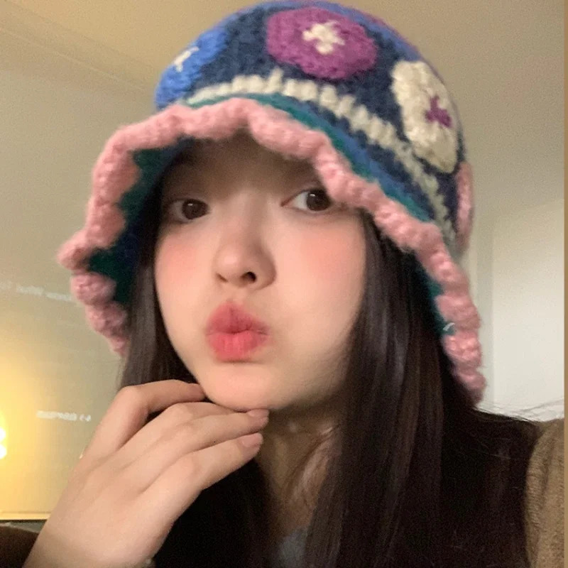 Japanese flower knitted bucket hat handmade crochet comparison striped basin hat womens autumn and winter warm wool hat 241205