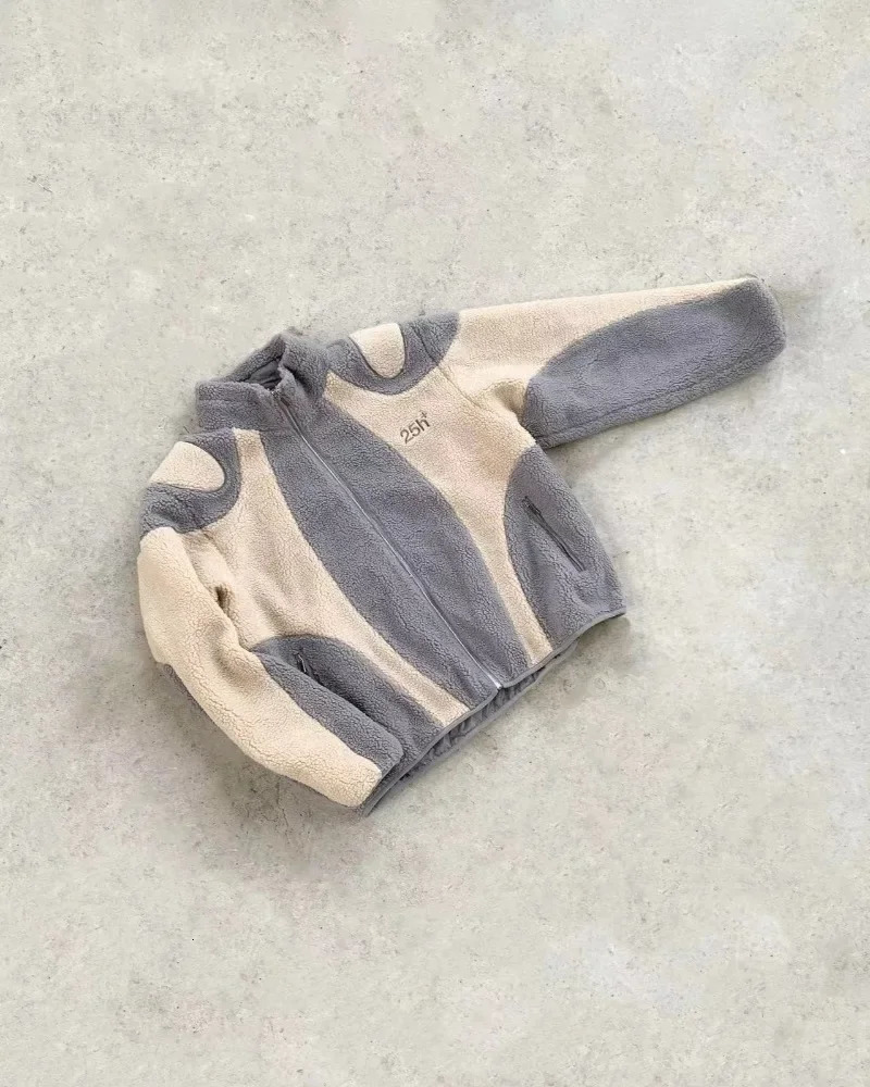 Y2k streetwear trend warm oversized jacket womens fashion gothic diversified loose Harajuku zipper long sleeved coat mens