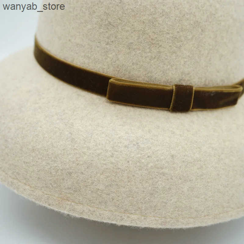 Cloches Womens wool Cloche hat with belt wide Brim felt bowling bucket hat church wedding dress charming hat L240910