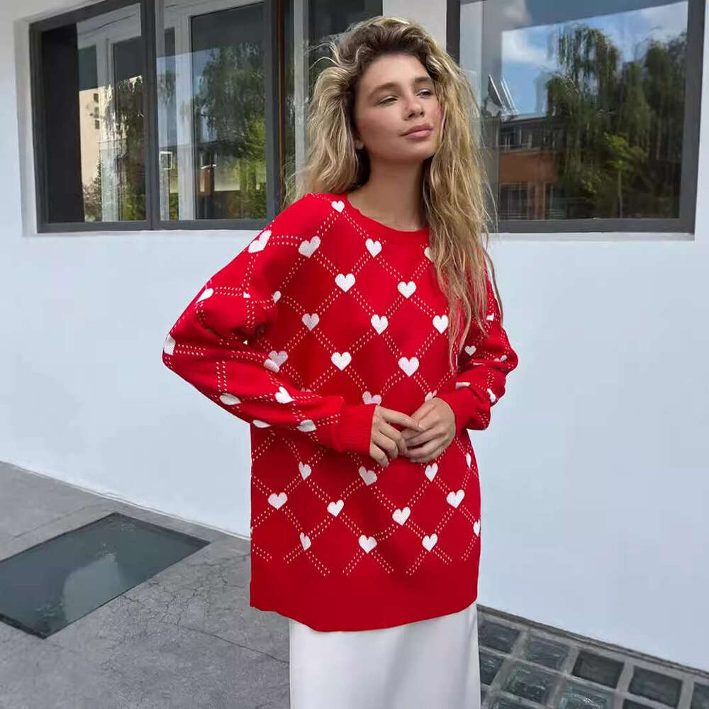 Love European American autumn and winter medium long knitted love pullover round neck sweater 2024 new style temperament chic elegant clothing