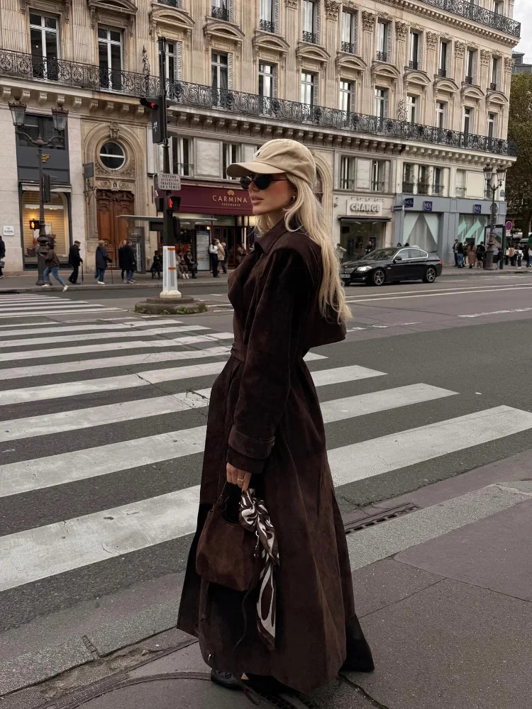 2024 Winter Brown Suede Leather Long Coats With Belt Women Lapel Double Breasted Overcoat Female Retro High Street Outwear 241202