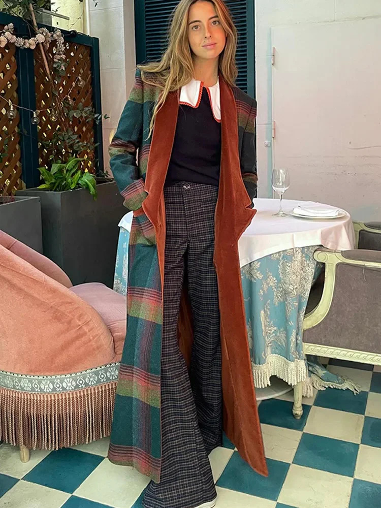 Women Plaid Printing Velvet Lapel Wool Blends Overcoat Fashion Button Double Pocket Long Coats 2024 Lady Warm Street Outwear 241205