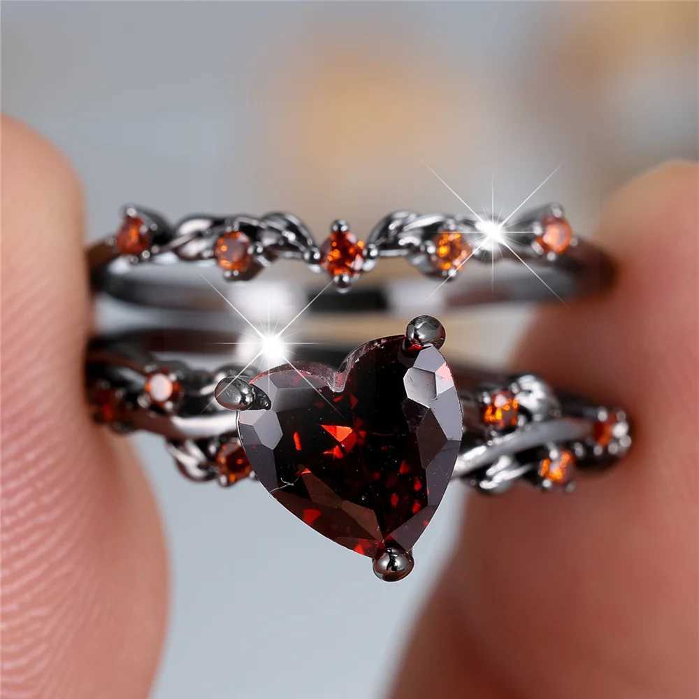 Womens black red zircon heart-shaped engagement ring set retro black gold bridal wedding band party jewelry W241205