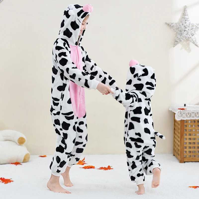 Pajamas Kids Onesies Animal Flannel Pajamas for Children Girl Kigurumi One-piece Milk Cow Pyjama Halloween Cosplay Costume Winter Outfit H241205