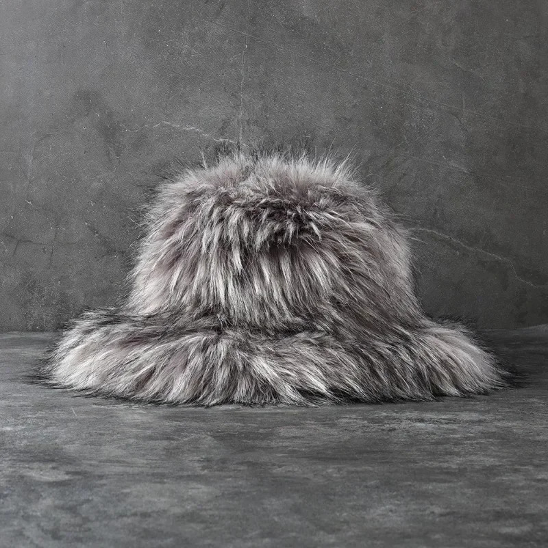 Womens fluffy faux fur bucket hat retro plush and warm oversized Y2K fisherman hat thick raccoon fur winter hat 241205